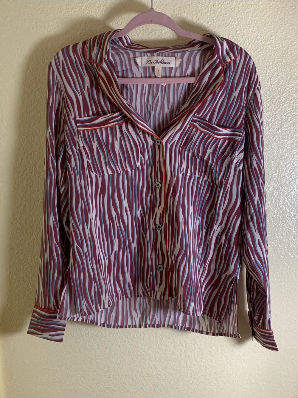 NWOT La Boheme Maroon and White Zebra-Print Button Front Blouse, Size S